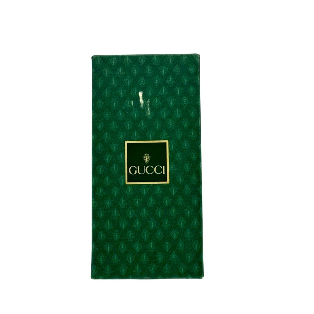 SOLD 🎉Gucci Vintage GG Horsebit
Gucci Gold and Silver Key Holder with box - Picture 4 of 4